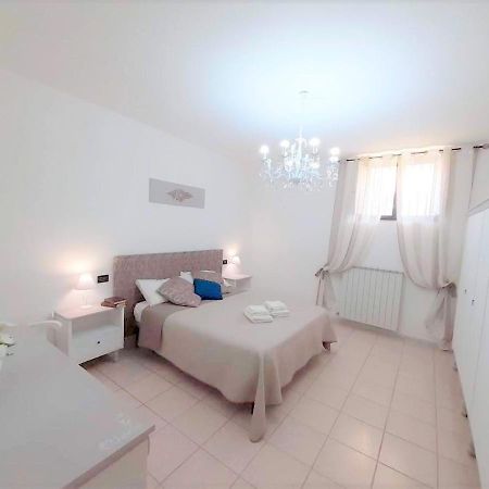 Sabrina'S Home Termoli Exterior photo